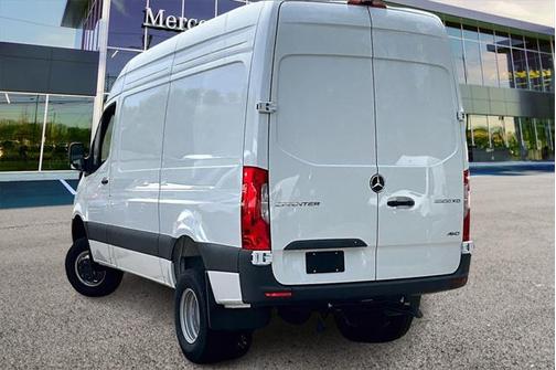 2024 Mercedes-Benz Sprinter 3500XD Standard Roof