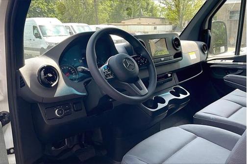 2024 Mercedes-Benz Sprinter 3500XD Standard Roof