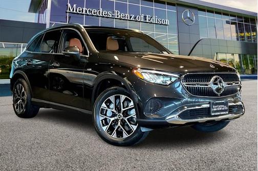 2025 Mercedes-Benz GLC 350e Base