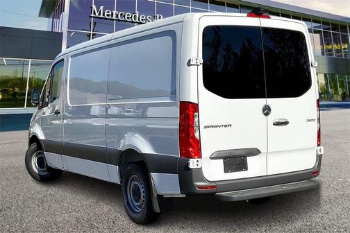 2025 Mercedes-Benz Sprinter 2500 Standard Roof