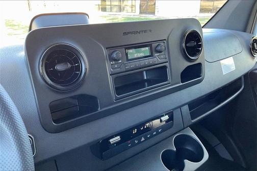 2025 Mercedes-Benz Sprinter 2500 Standard Roof