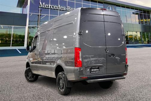 2023 Mercedes-Benz Sprinter 2500 Standard Roof