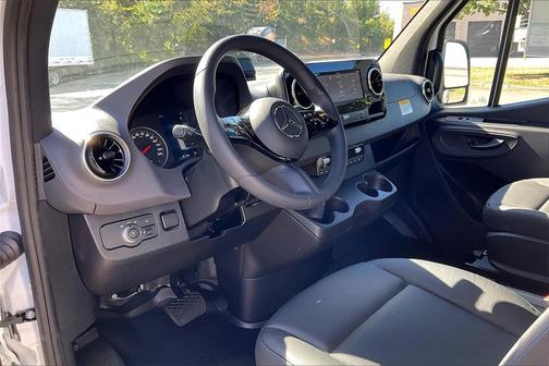 2026 Mercedes-Benz Sprinter 2500 High Roof