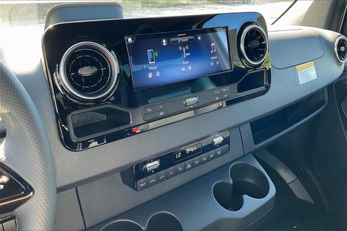 2026 Mercedes-Benz Sprinter 2500 High Roof