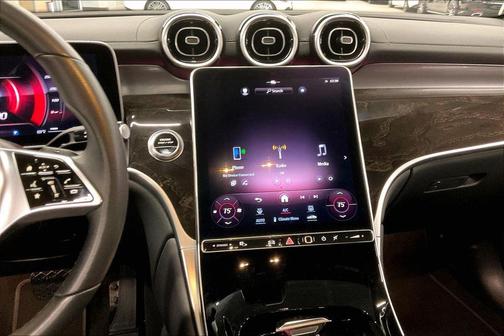 Polar White 2024 Mercedes-Benz GLC 300 4MATIC