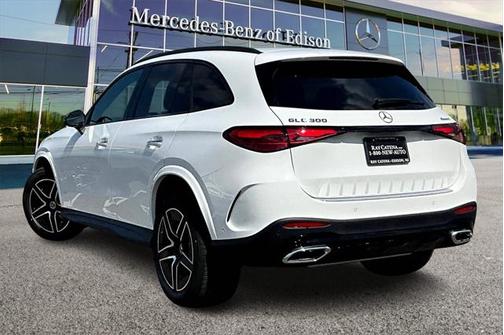 2025 Mercedes-Benz GLC 300 4MATIC