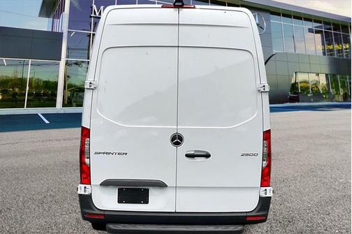 2025 Mercedes-Benz Sprinter 2500 High Roof
