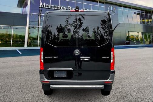 2025 Mercedes-Benz Sprinter 2500 Standard Roof
