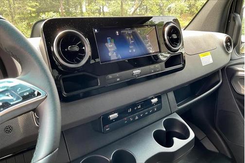 2025 Mercedes-Benz Sprinter 2500 Standard Roof