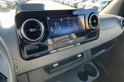 2025 Mercedes-Benz Sprinter 2500 Standard Roof