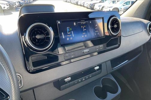 2025 Mercedes-Benz Sprinter 2500 Standard Roof