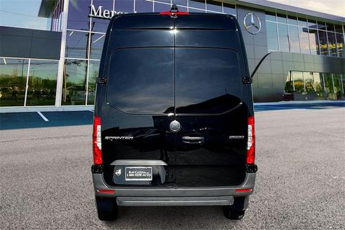2025 Mercedes-Benz Sprinter 2500 Standard Roof