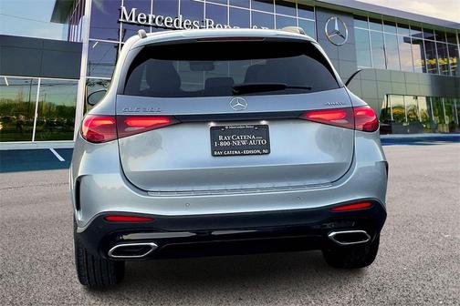 2026 Mercedes-Benz GLC 300 4MATIC