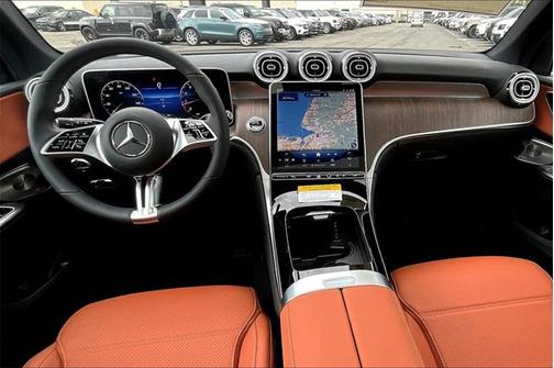 2025 Mercedes-Benz GLC 300 4MATIC