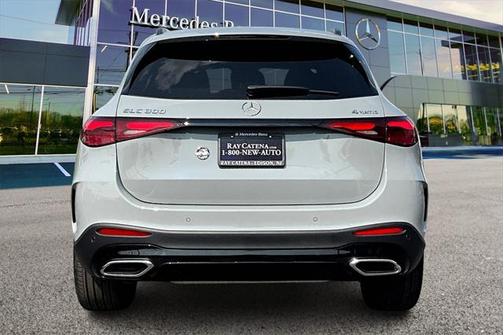 2025 Mercedes-Benz GLC 300 4MATIC