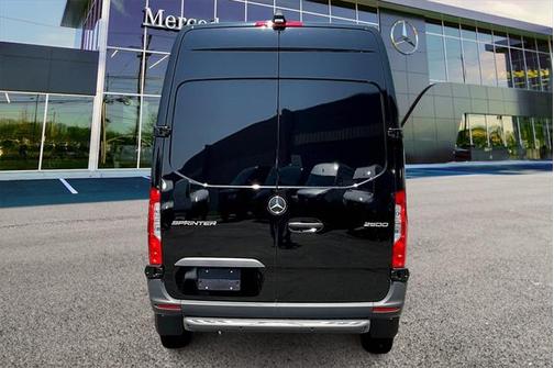 2025 Mercedes-Benz Sprinter 2500 Standard Roof