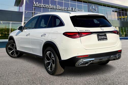 2026 Mercedes-Benz GLC 300 Base