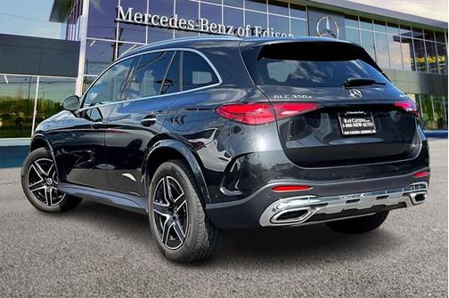 2025 Mercedes-Benz GLC 350e Base