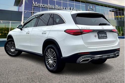 2025 Mercedes-Benz GLC 300 4MATIC