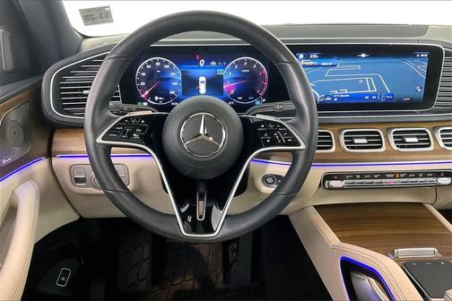 2025 Mercedes-Benz GLS 450 4MATIC