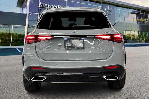 2025 Mercedes-Benz GLC 350e Base