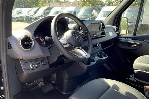 2026 Mercedes-Benz Sprinter 2500 High Roof