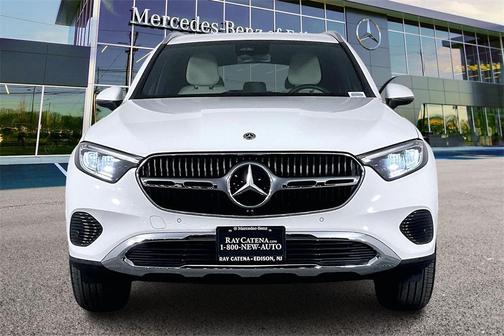 2025 Mercedes-Benz GLC 350e Base