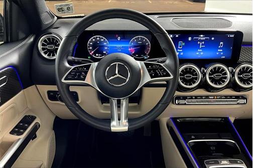 2025 Mercedes-Benz GLB 250 4MATIC