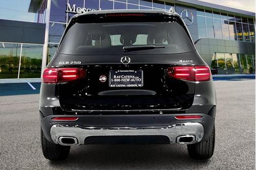 2025 Mercedes-Benz GLB 250 4MATIC