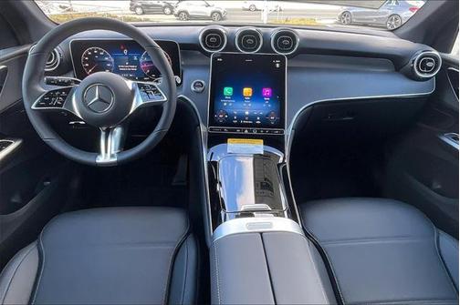 2025 Mercedes-Benz GLC 300 4MATIC