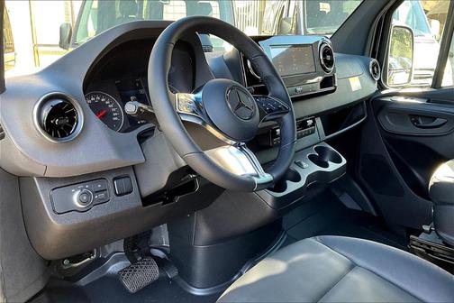 2026 Mercedes-Benz Sprinter 2500 High Roof