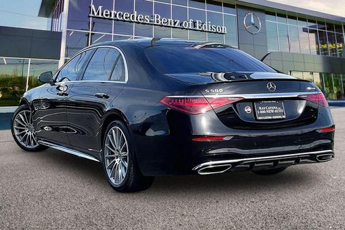 Sienna 2023 Mercedes-Benz S-Class 4MATIC