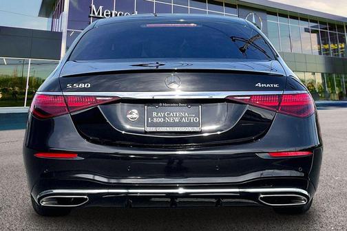 Sienna 2023 Mercedes-Benz S-Class 4MATIC