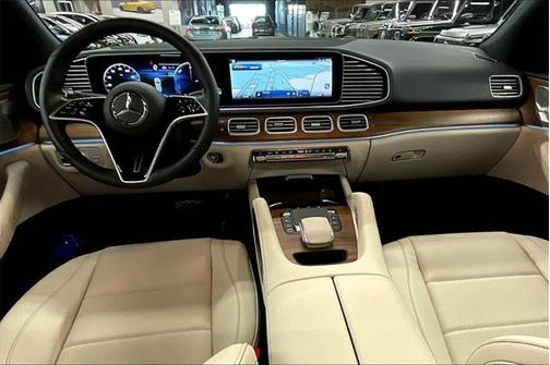 2025 Mercedes-Benz GLE 450e 4MATIC