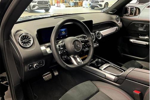 2025 Mercedes-Benz AMG GLB 35 4MATIC