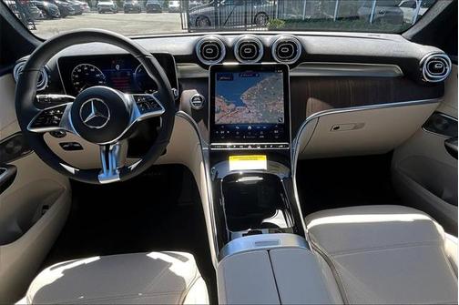 2025 Mercedes-Benz GLC 350e Base