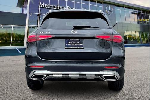 2025 Mercedes-Benz GLC 300 4MATIC
