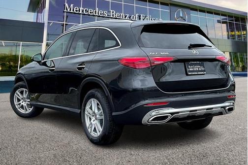 2025 Mercedes-Benz GLC 300 4MATIC