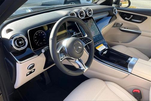 2026 Mercedes-Benz GLC 300 4MATIC