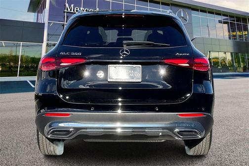 2026 Mercedes-Benz GLC 300 4MATIC
