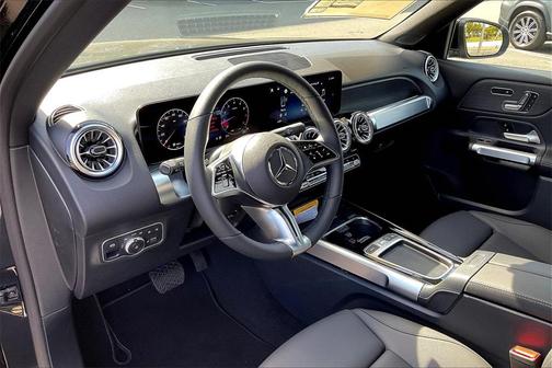 2026 Mercedes-Benz GLB 250 4MATIC