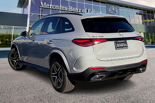 2026 Mercedes-Benz GLC 300 4MATIC
