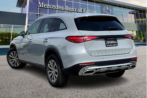 2025 Mercedes-Benz GLC 300 4MATIC