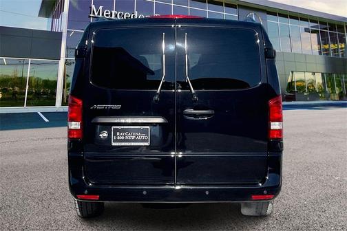 2023 Mercedes-Benz Metris Base