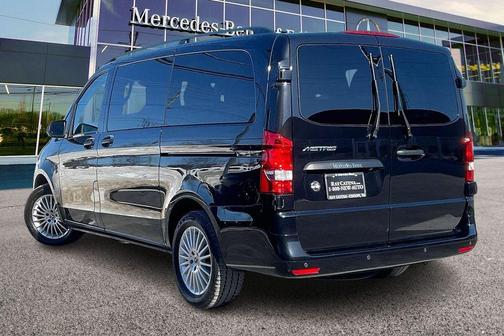 2023 Mercedes-Benz Metris Base