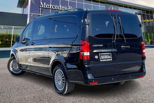 2023 Mercedes-Benz Metris Base