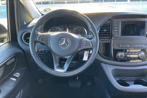 2023 Mercedes-Benz Metris Base