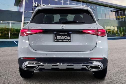2026 Mercedes-Benz GLC 300 4MATIC