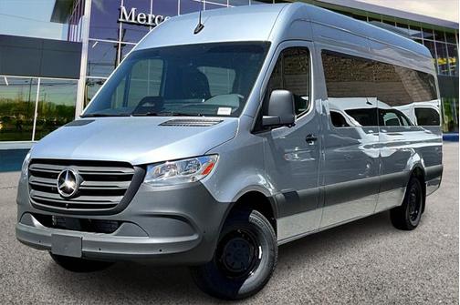 2025 Mercedes-Benz Sprinter 2500 High Roof