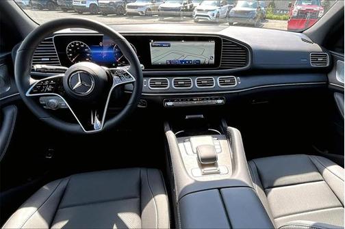 2025 Mercedes-Benz GLS 450 4MATIC